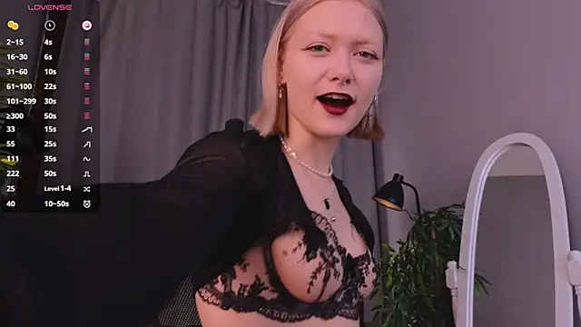 Snapshot of _Rude_Girl_ chatting on 12-06-24, 03:22 Rude Girl online show from 12-06-24, 03:22