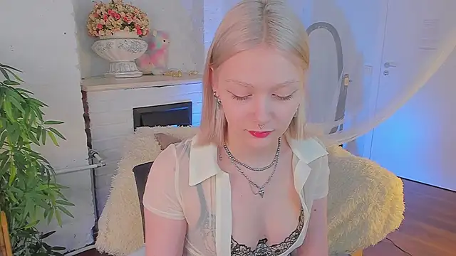 Snapshot of _Rude_Girl_ chatting on 01-09-25, 02:29 Rude Girl online show from 01-09-25, 02:29