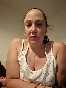 Wisie Cutie online show from 12-01-25, 10:59