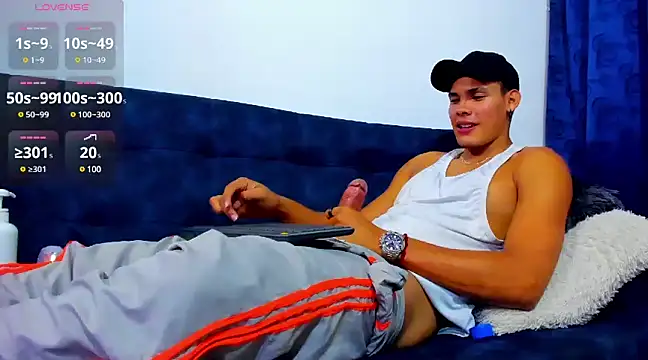 Snapshot of rick03_leto chatting on 03-05-25, 10:33 rick03 leto online show from 03-05-25, 10:33