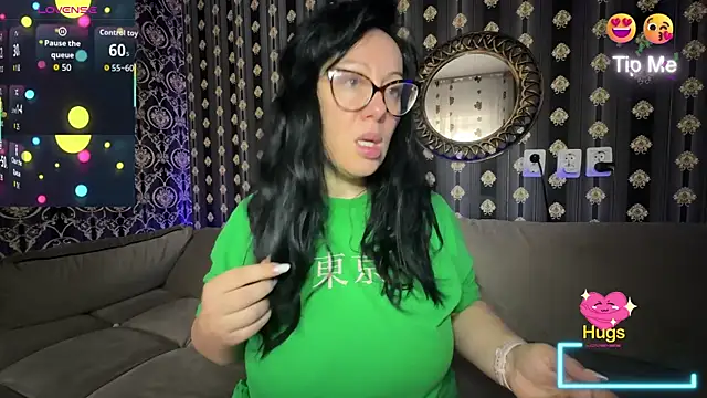 AnnaAnn online show from 10-22-25, 05:52