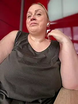 Snapshot of BBW_Nora chatting on 06-03-26, 11:02 BBW Nora online show from 06-03-26, 11:02