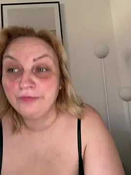 Snapshot of BBW_Nora chatting on 07-15-26, 07:02 BBW Nora online show from 07-15-26, 07:02