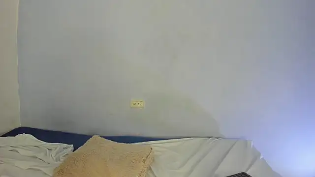 chloe ebony  online show from 02-25-25, 08:03