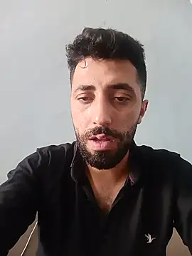 Snapshot of Rakiyy34 chatting on 06-25-26, 01:37 Rakiyy34 online show from 06-25-26, 01:37