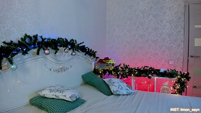 LillyMoure  online show from 01-12-26, 11:32