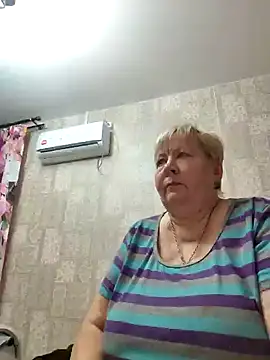 EffectFiona online show from 02-07-25, 01:11