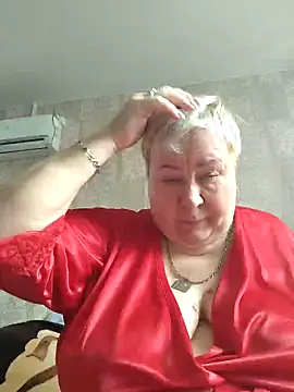 EffectFiona online show from 03-10-25, 04:17