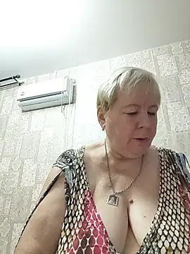 Snapshot of EffectFiona chatting on 07-11-26, 10:55 EffectFiona online show from 07-11-26, 10:55