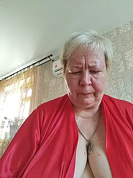 Snapshot of EffectFiona chatting on 07-15-26, 04:07 EffectFiona online show from 07-15-26, 04:07