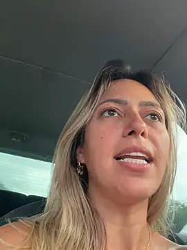 Snapshot of Gipoltergeist chatting on 12-22-24, 07:10 Gipoltergeist online show from 12-22-24, 07:10