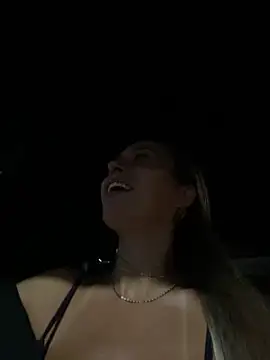 Snapshot of Gipoltergeist chatting on 03-01-25, 01:53 Gipoltergeist online show from 03-01-25, 01:53