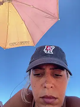 Snapshot of Gipoltergeist chatting on 03-07-25, 02:45 Gipoltergeist online show from 03-07-25, 02:45