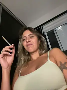 Snapshot of Gipoltergeist chatting on 03-20-25, 04:40 Gipoltergeist online show from 03-20-25, 04:40