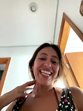 Snapshot of Gipoltergeist chatting on 10-06-25, 07:00 Gipoltergeist online show from 10-06-25, 07:00