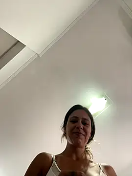 Snapshot of Gipoltergeist chatting on 12-14-25, 08:57 Gipoltergeist online show from 12-14-25, 08:57