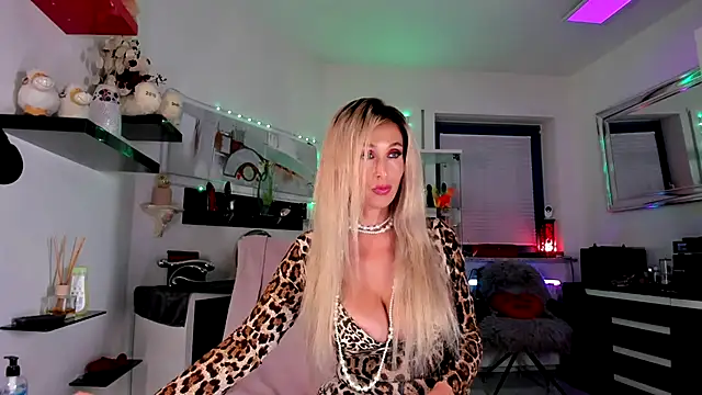 2bigass4 u online show from 10-24-25, 03:36