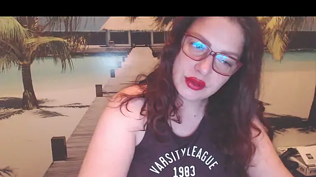 Snapshot of Queen__Natasha chatting on 06-28-26, 09:32 Queen Natasha online show from 06-28-26, 09:32