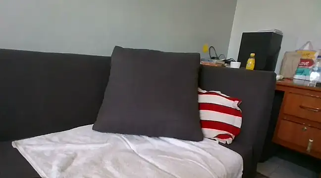 Snapshot of Prettybecs chatting on 02-08-25, 12:28 Prettybecs online show from 02-08-25, 12:28