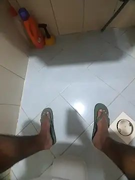 Snapshot of dream_catcher chatting on 10-15-25, 04:07 dream catcher online show from 10-15-25, 04:07