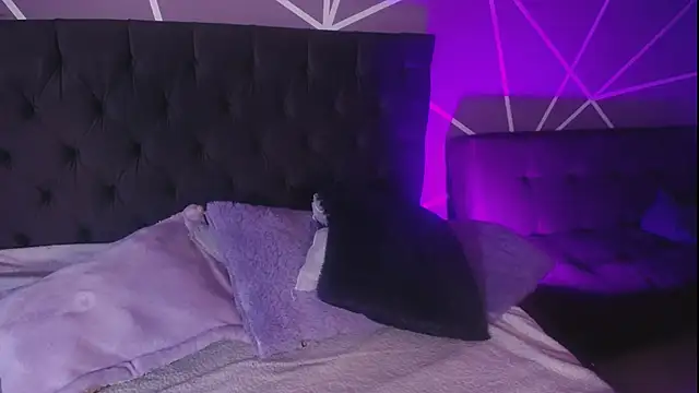 Miss Loise online show from 03-11-25, 01:01