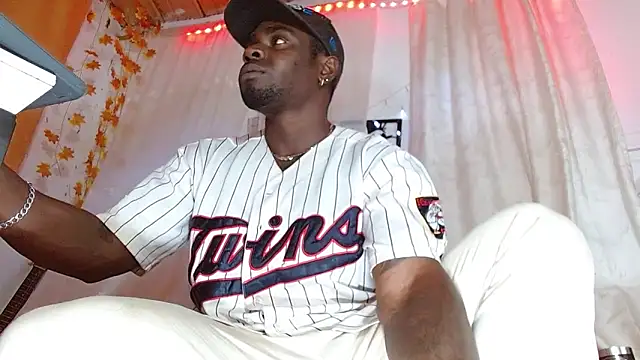 Snapshot of angel_bonbom chatting on 12-02-25, 07:25 angel bonbom online show from 12-02-25, 07:25