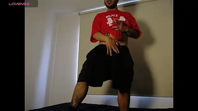 Snapshot of nika_1312 chatting on 03-25-26, 04:57 nika 1312 online show from 03-25-26, 04:57