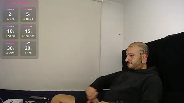 Snapshot of nika_1312 chatting on 04-07-26, 06:14 nika 1312 online show from 04-07-26, 06:14