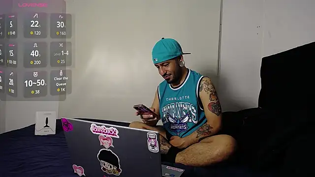 Snapshot of nika_1312 chatting on 04-08-26, 03:28 nika 1312 online show from 04-08-26, 03:28