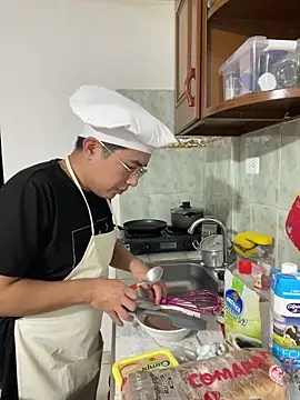 andrewmhilton  online show from 03-21-25, 02:39