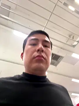 andrewmhilton  online show from 09-10-25, 07:14