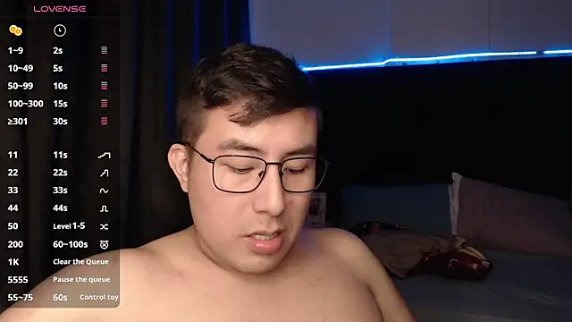 andrewmhilton  online show from 10-20-25, 06:14