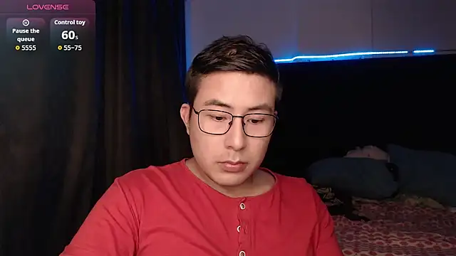 andrewmhilton  online show from 12-19-25, 05:25