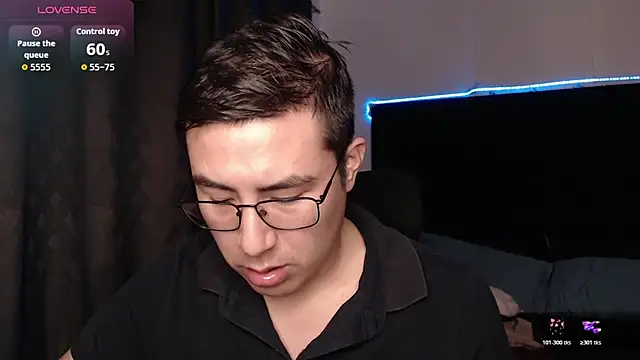 andrewmhilton  online show from 02-08-26, 06:17