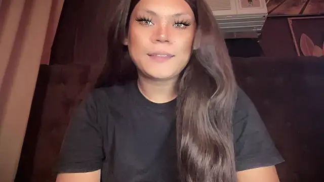 Snapshot of one_great_devine chatting on 11-26-25, 07:09 one great devine online show from 11-26-25, 07:09