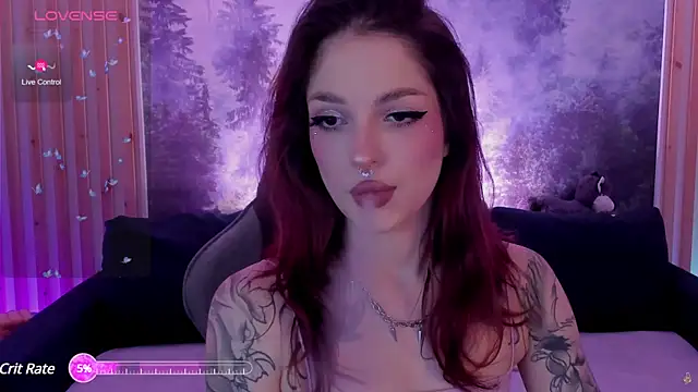 BratzieDarsie online show from 12-21-24, 08:18