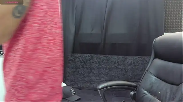 jhonnysnow17 online show from 05-16-26, 03:11
