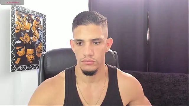 jhonnysnow17 online show from 05-17-26, 06:26