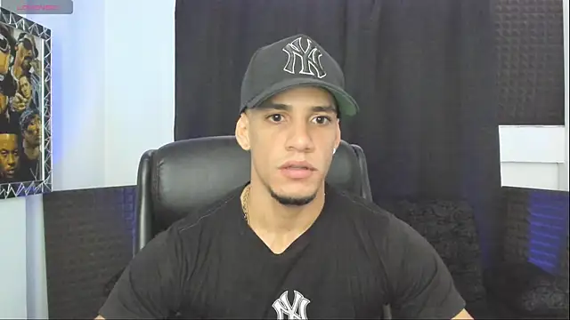 Snapshot of jhonnysnow17 chatting on 06-21-26, 10:56 jhonnysnow17 online show from 06-21-26, 10:56