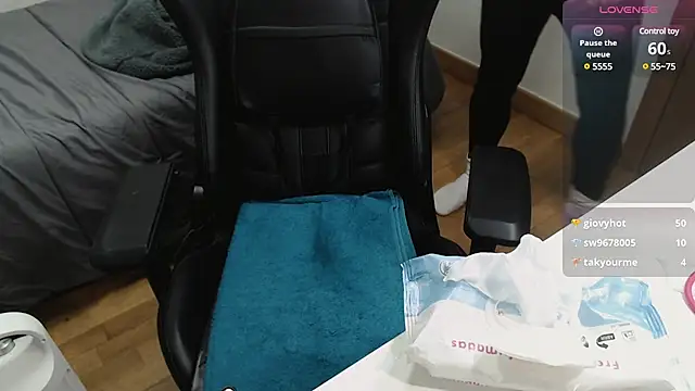 Snapshot of cutehairymacho chatting on 01-05-25, 07:49 cutehairymacho online show from 01-05-25, 07:49