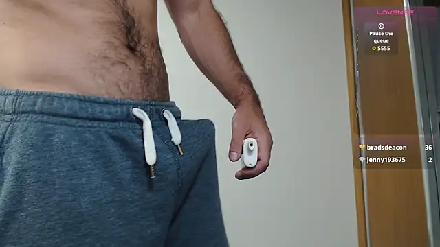 Snapshot of cutehairymacho chatting on 10-15-25, 10:48 cutehairymacho online show from 10-15-25, 10:48