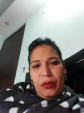 Snapshot of Poojabhabi101 chatting on 12-21-24, 07:45 Poojabhabi101 online show from 12-21-24, 07:45