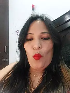 Snapshot of Poojabhabi101 chatting on 02-22-25, 05:55 Poojabhabi101 online show from 02-22-25, 05:55