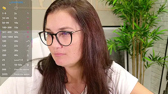 SelineSole online show from 09-15-25, 03:01