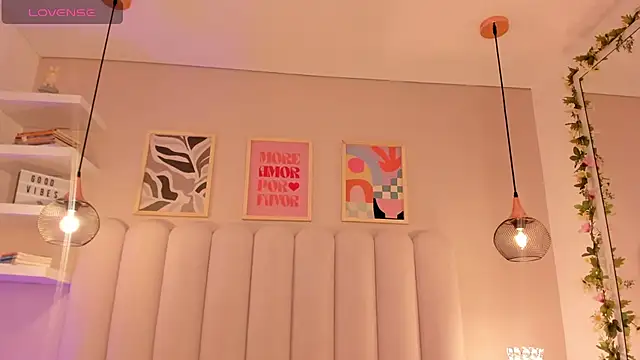 cute  cherry  online show from 09-22-25, 08:11