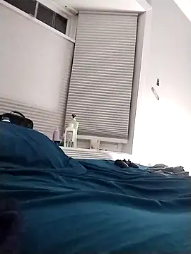 LiverandBrat77 online show from 02-10-25, 07:04