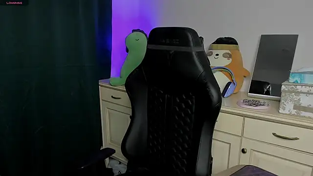 Vincent Strong online show from 02-22-26, 08:57