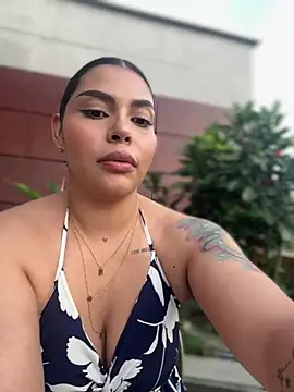 GigiiStone online show from 01-11-25, 10:40