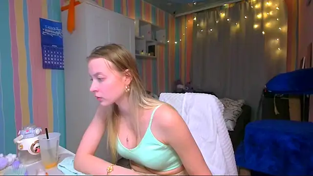 Snapshot of __Aphrodita__wow__ chatting on 12-07-24, 01:40 Aphrodita wow online show from 12-07-24, 01:40