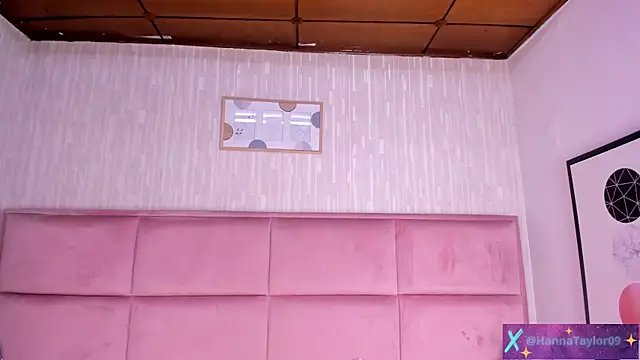 HannaTaylor online show from 03-11-26, 03:45